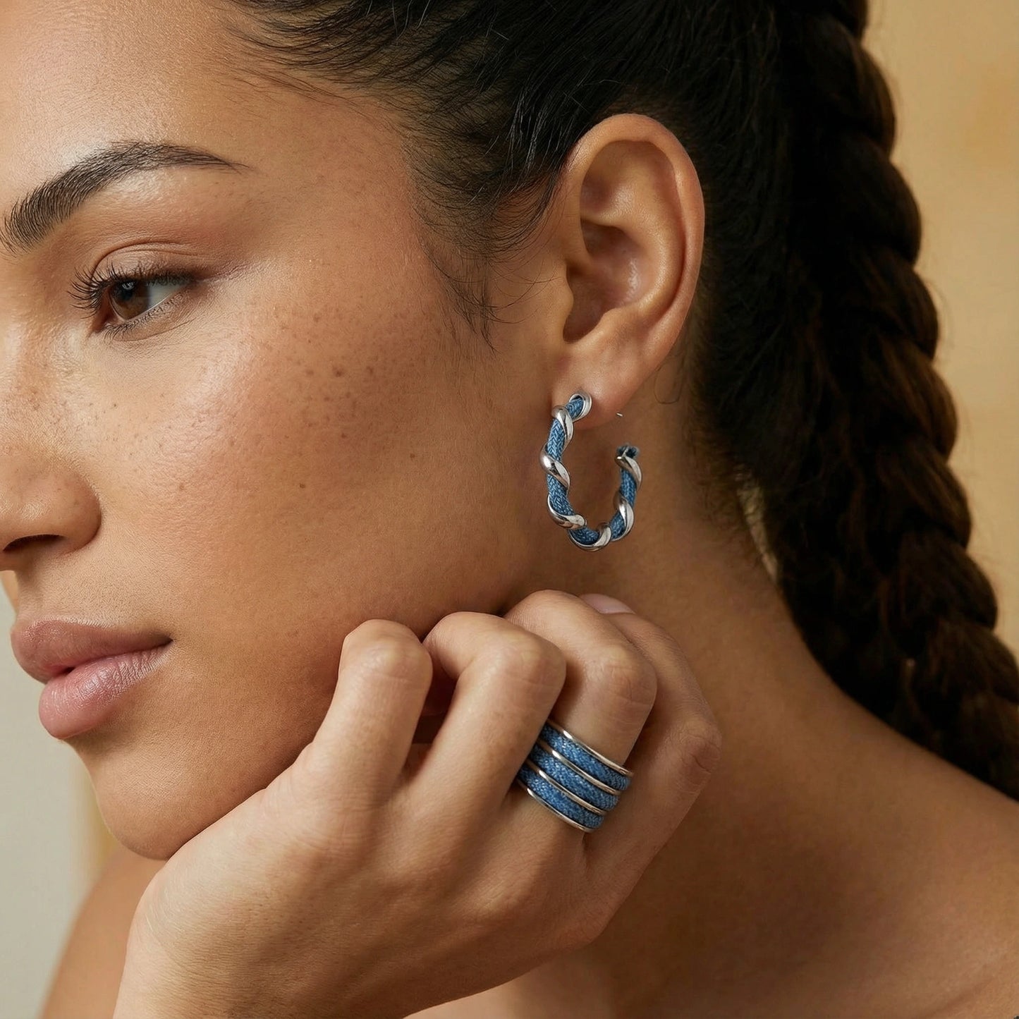 Créoles Torsadées en Denim | Alora Jewelry